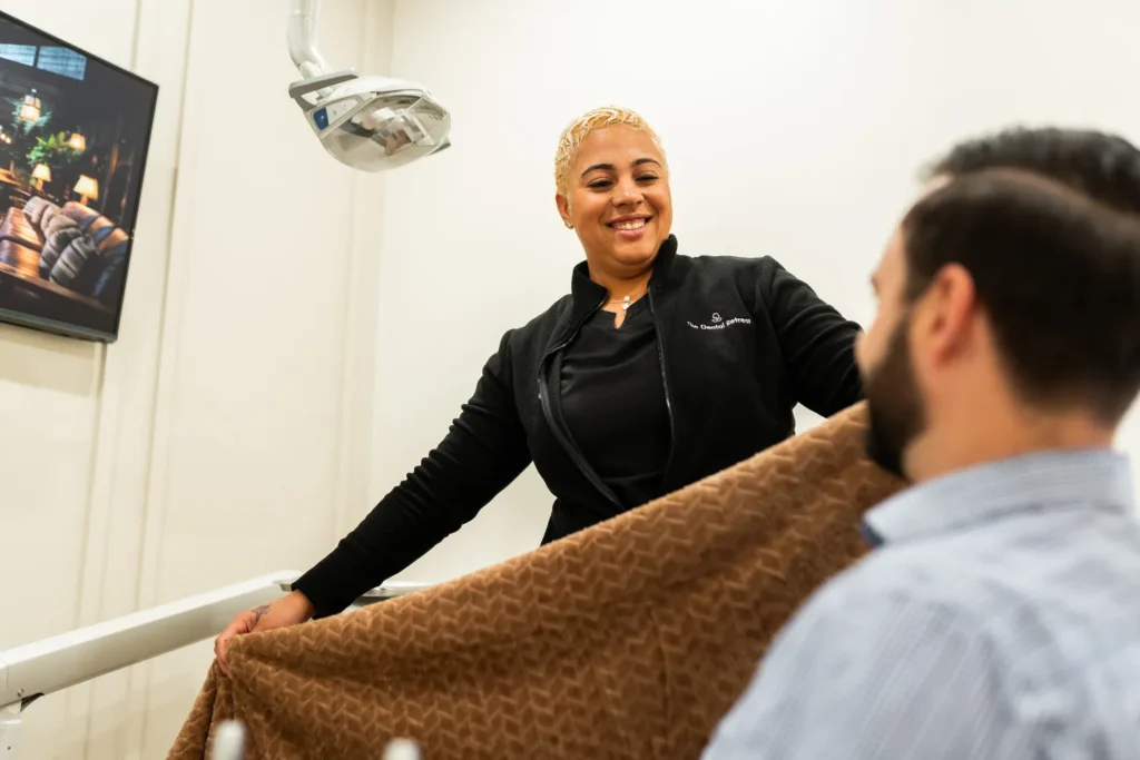 Full Dental Implants Service Provider